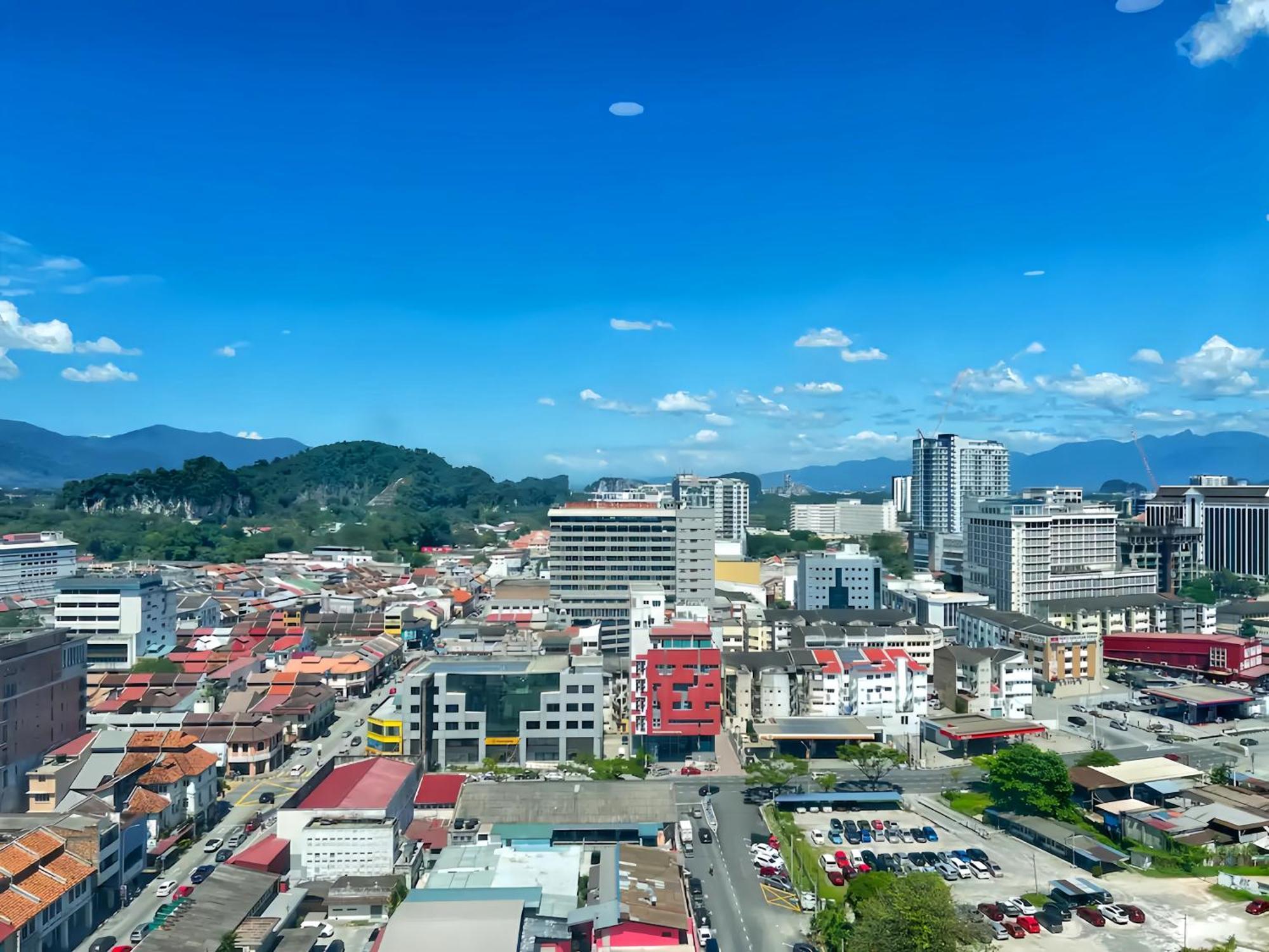 The Octagon Ipoh Apartment ภายนอก รูปภาพ