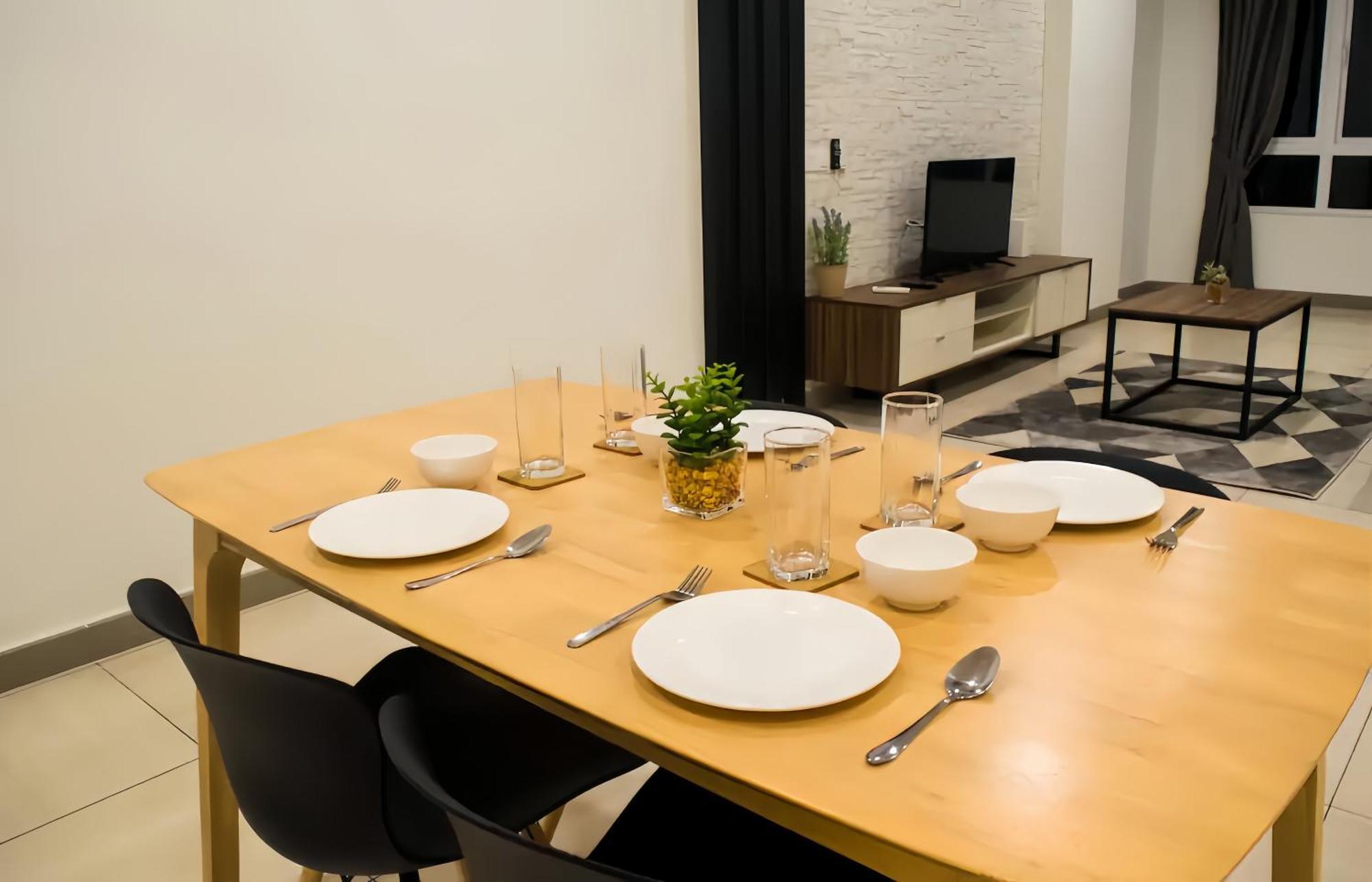 The Octagon Ipoh Apartment ภายนอก รูปภาพ