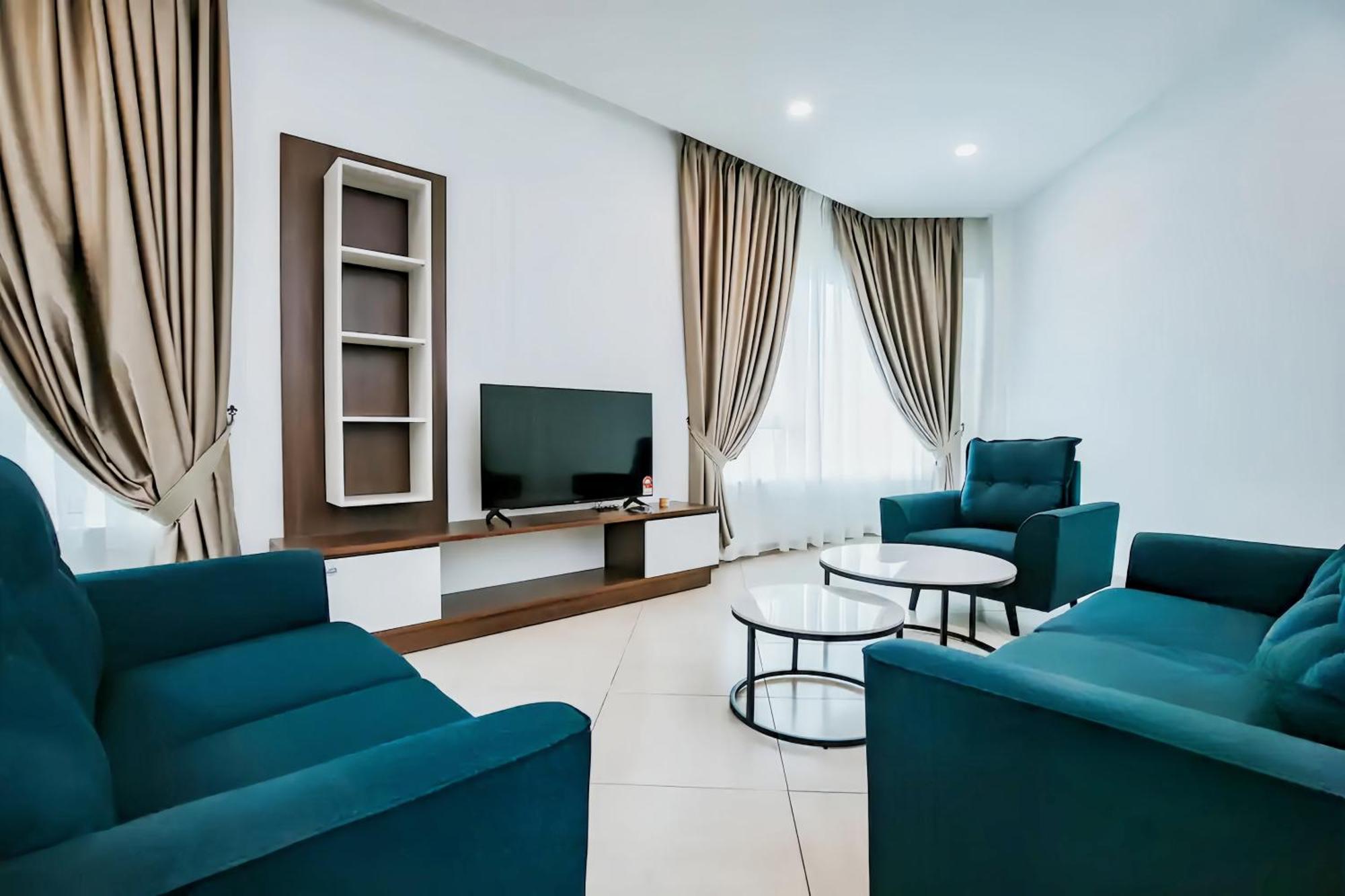 The Octagon Ipoh Apartment ภายนอก รูปภาพ