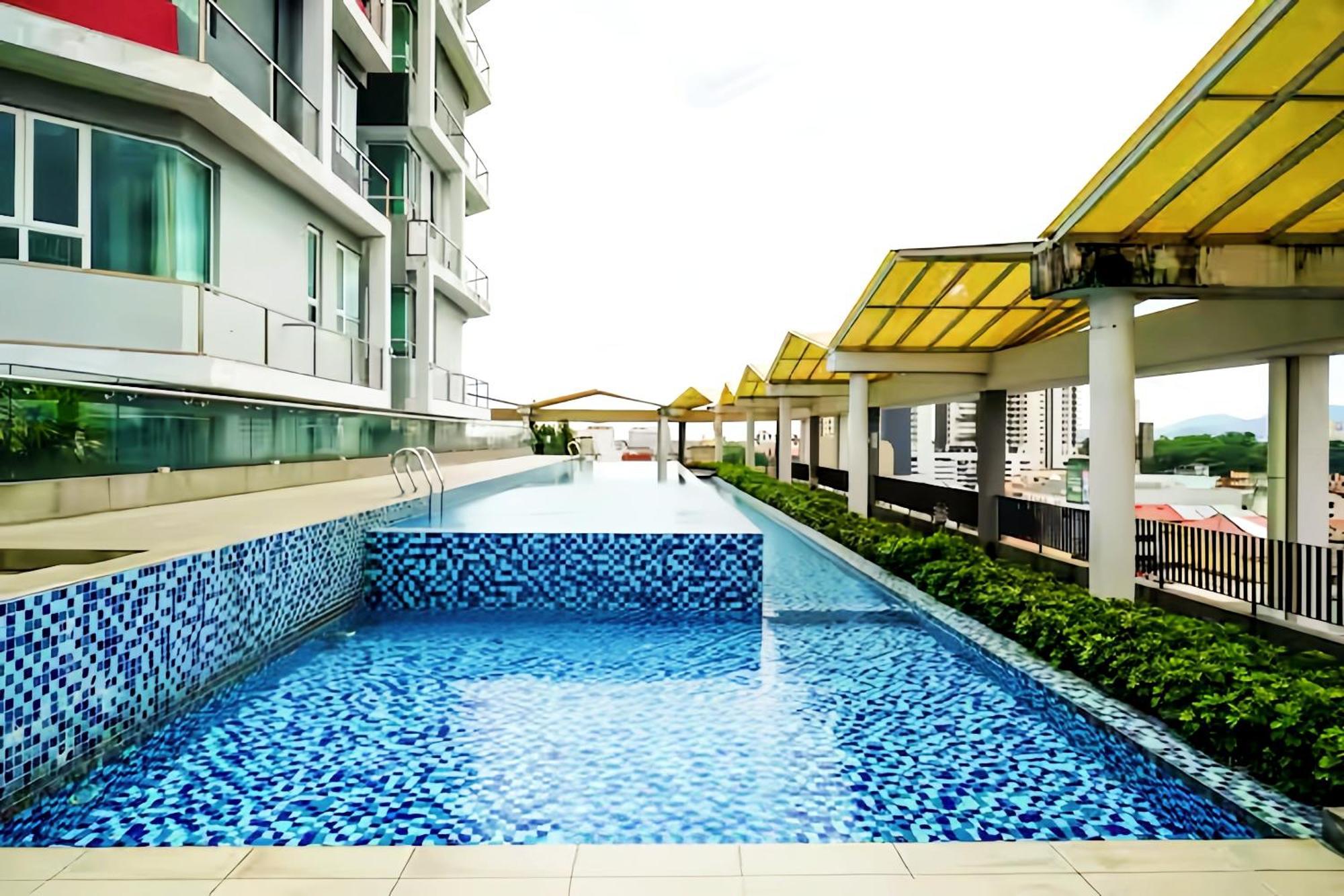 The Octagon Ipoh Apartment ภายนอก รูปภาพ