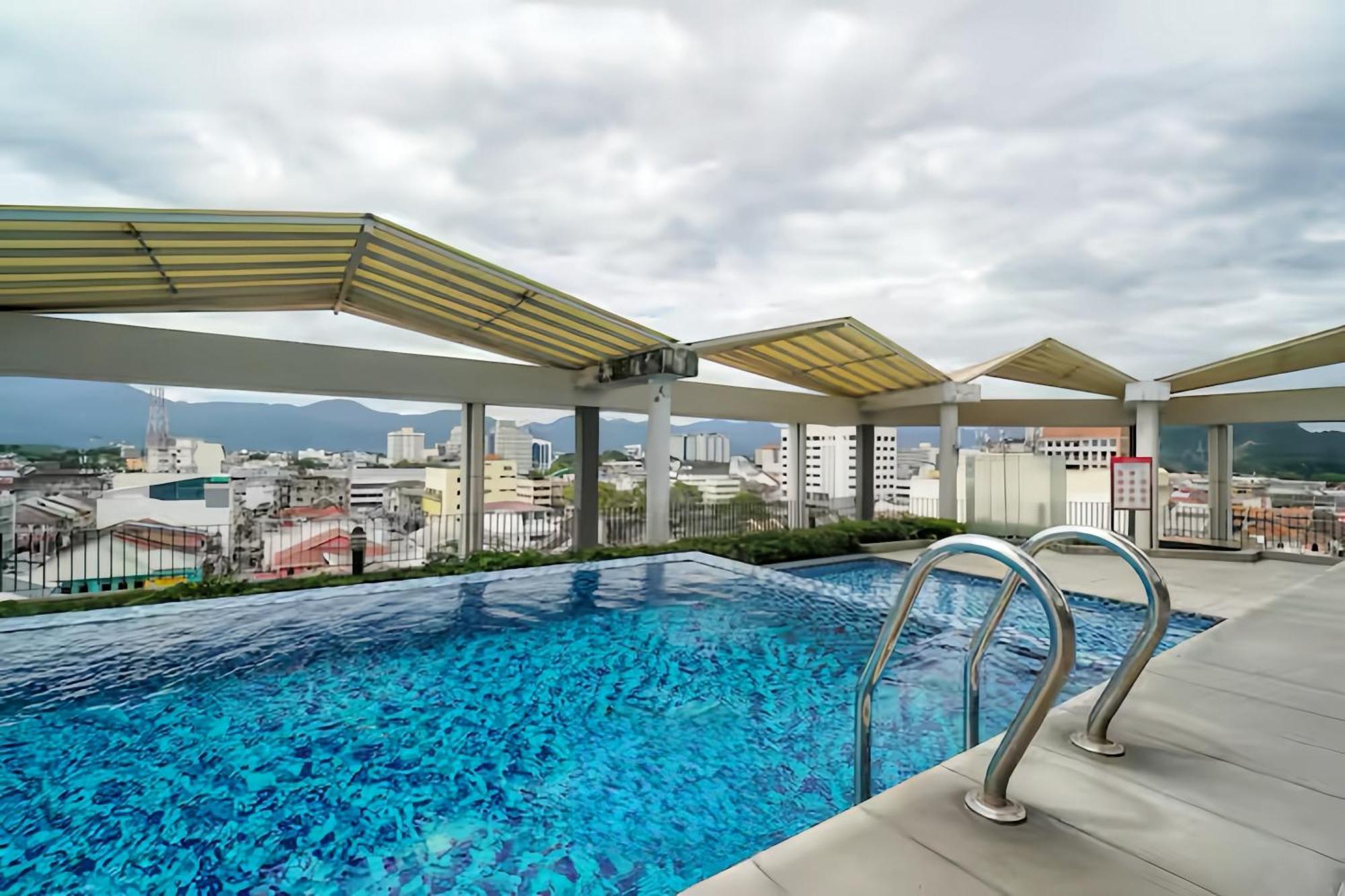 The Octagon Ipoh Apartment ภายนอก รูปภาพ