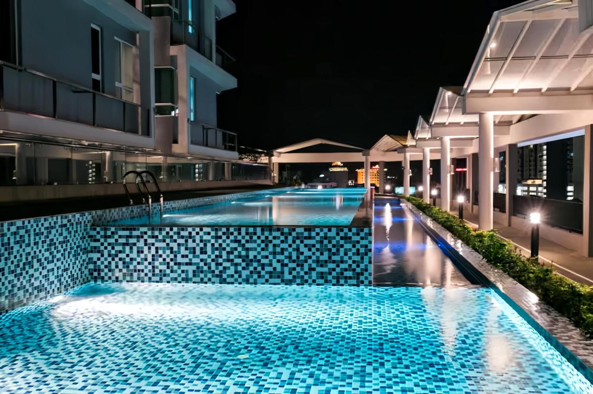The Octagon Ipoh Apartment ภายนอก รูปภาพ